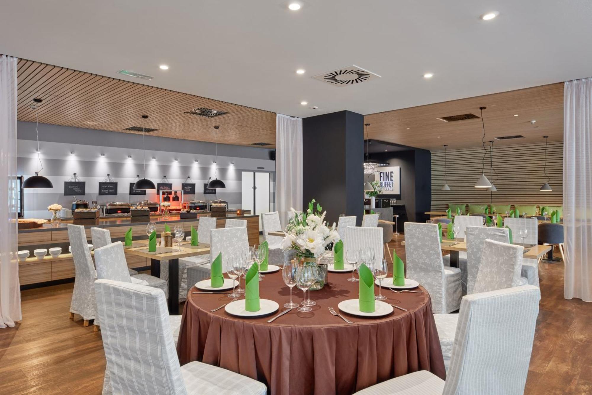 Spa Hotel Felicitas Podebrady Exterior photo